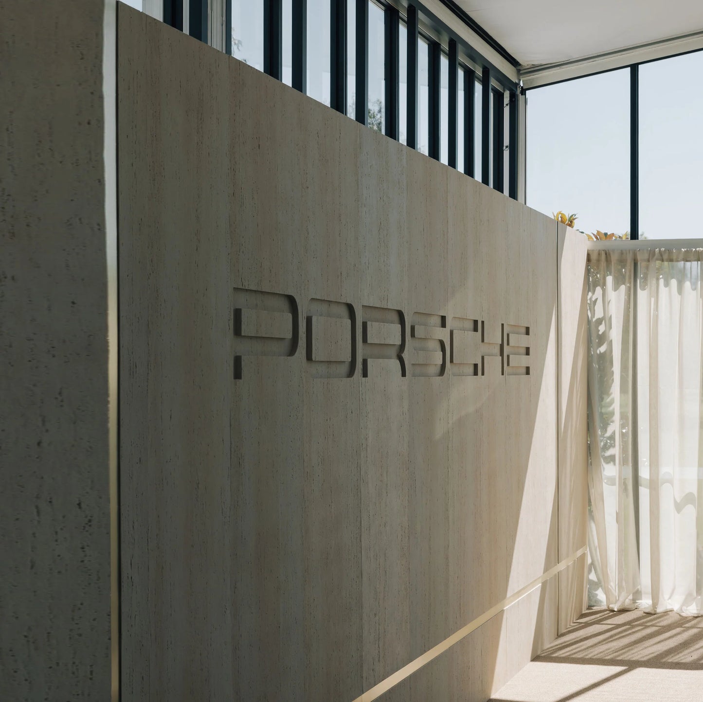 WOODFLEX FLEXIBLE SOFT STONE PANEL - TRAVERTINE - 1200 x 600mm