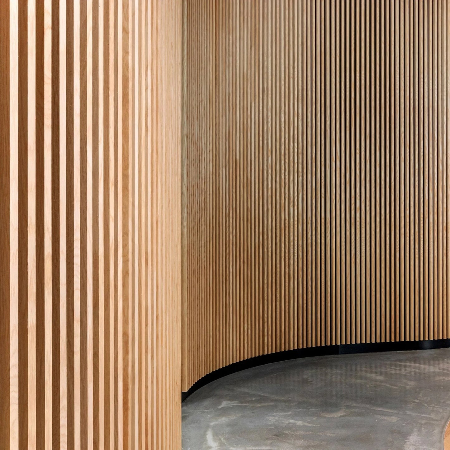 WOODFLEX Flexible Acoustic Battened Wood Slat Panel - 3 Sided Full Wrap Oak Veneer - 2700mm x 600mm