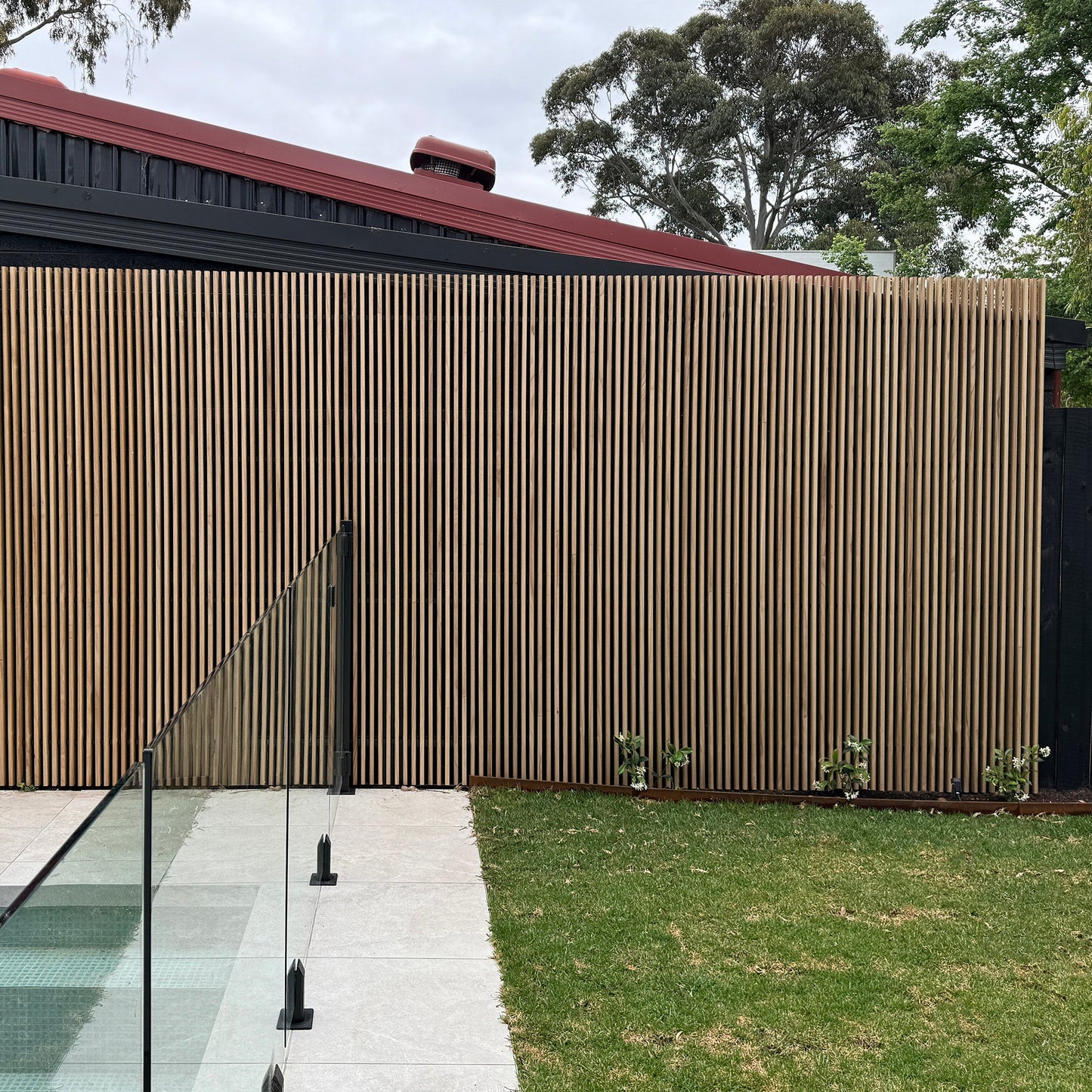 Solid Hard Wood Wall & Fence Cladding - SAMPLE - 300mm x 200mm