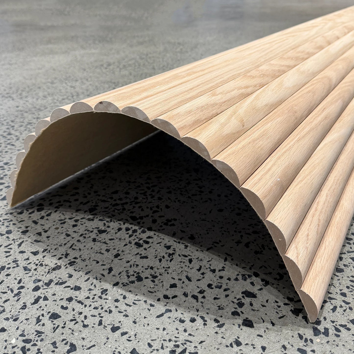 WOODFLEX Flexible Wooden Slat Wall Panel - Oak Veneer - 2700mm x 600mm - Half Round 37mm