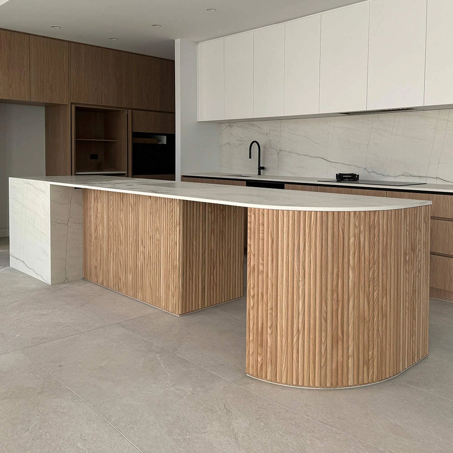 WOODFLEX Flexible Wooden Slat Wall Panel - Oak Veneer - 3000mm x 600mm - Half Round