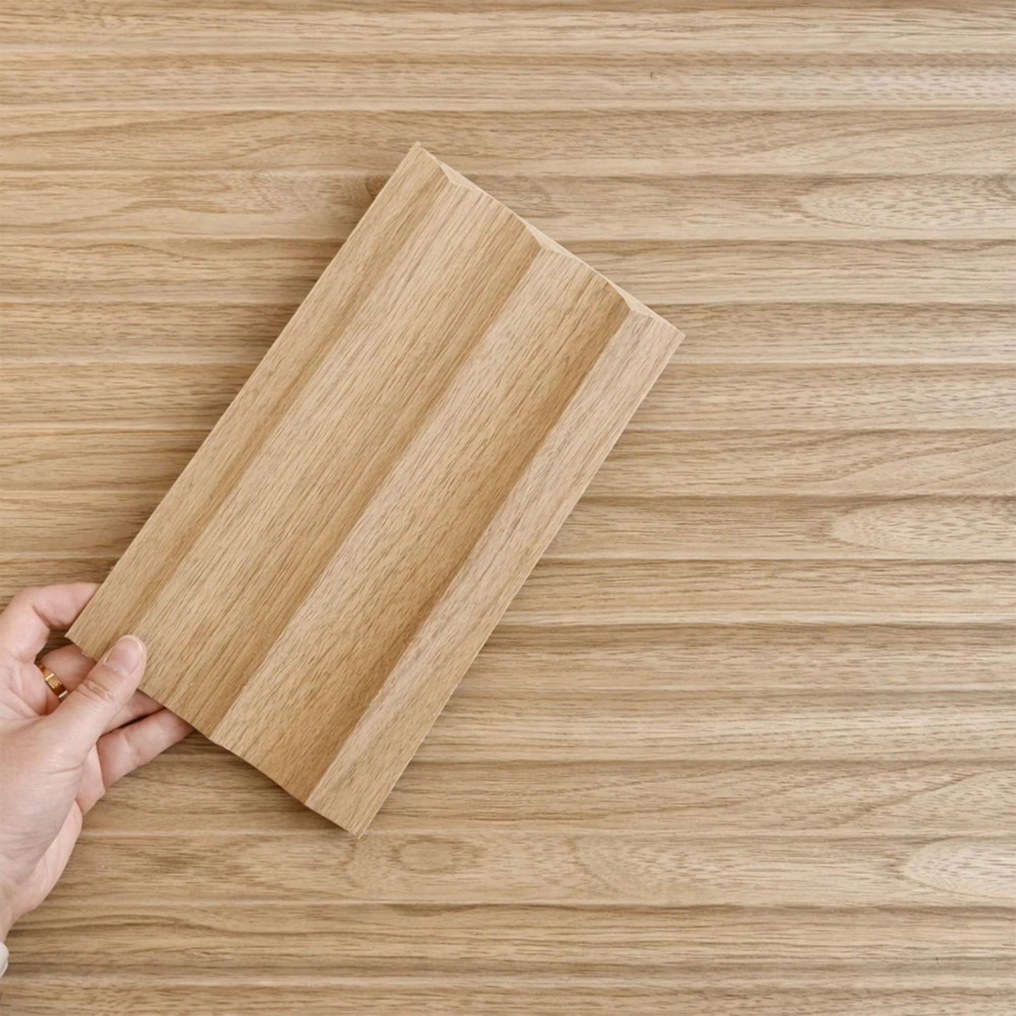 WOODFLEX® FLOW Flexible Wooden Wall Panel - Oak Veneer - 2700mm x 600mm - Wave 37.5mm